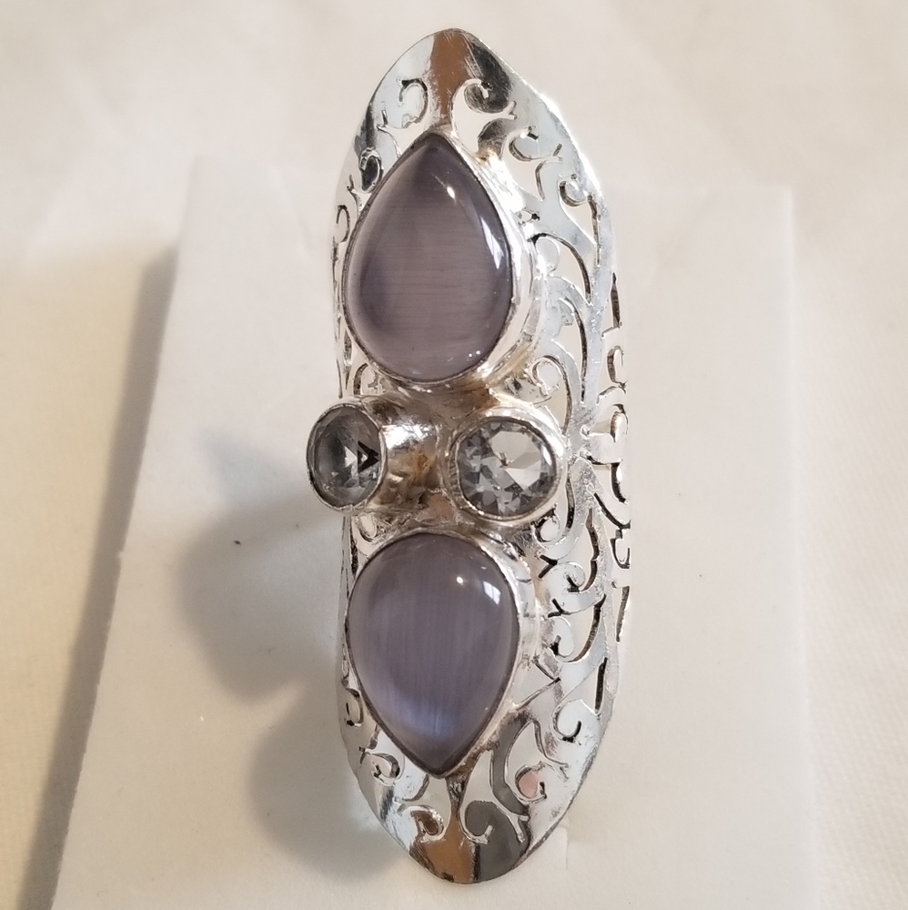 *Vintage Cat's Eye Silver Ring